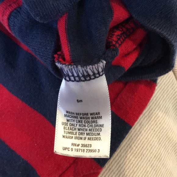 Carter’s Long Sleeved Onesie - Picture 5 of 5